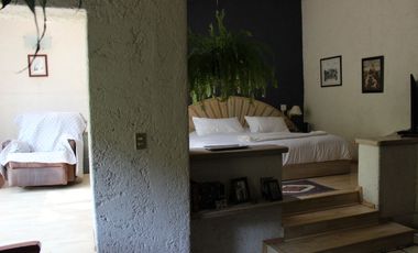 Bellísima Casa en Calle Privada con Vista Al Bosque en Lomas Anáhuac.