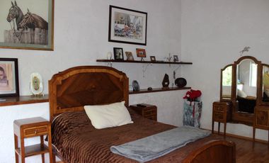 Bellísima Casa en Calle Privada con Vista Al Bosque en Lomas Anáhuac.