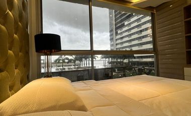 Puerto Santa Ana, Renta de hermoso departamento 3 dormitorios amoblado con vista al Río