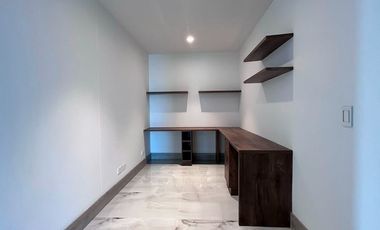 Casa independiente en arriendo en el sector Loma del Chocho, Envigado