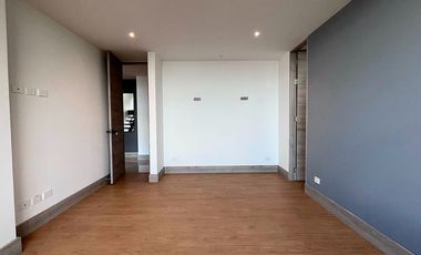 Casa independiente en arriendo en el sector Loma del Chocho, Envigado