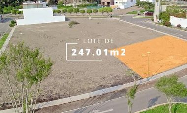 EXCLUSIVO TERRENO EN CONDOMINIO EL POLO II – SANTA CRUZ DE FLORES