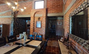 Casa frente a Lago Villa Corona  Jalisco $7,500,000