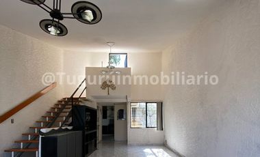 Casa en venta Tlalnepantla, cerca de Valle Dorado con terraza y 3 estacionamientos