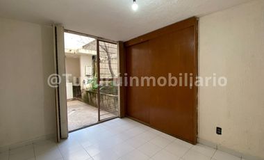 Casa en venta Tlalnepantla, cerca de Valle Dorado con terraza y 3 estacionamientos