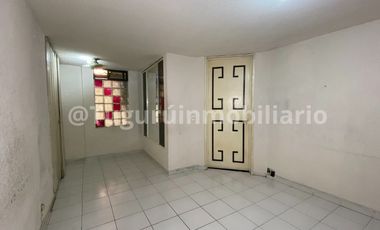 Casa en venta Tlalnepantla, cerca de Valle Dorado con terraza y 3 estacionamientos