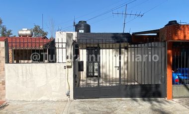 Casa en venta Tlalnepantla, cerca de Valle Dorado con terraza y 3 estacionamientos