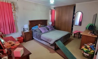 HERMOSA CASA INDIVIDUAL, SOLEADA Y BIEN UBICADA EN VILLA ALEMANA