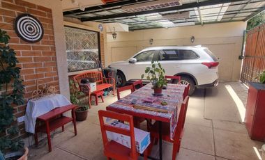 HERMOSA CASA INDIVIDUAL, SOLEADA Y BIEN UBICADA EN VILLA ALEMANA