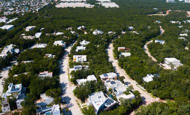 Casa en venta en Sendero Parque Gell, Playa del Carmen, Quintana Roo BR54