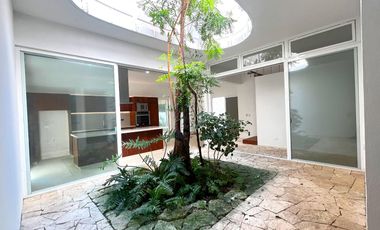 Casa en venta en Sendero Parque Gell, Playa del Carmen, Quintana Roo BR54