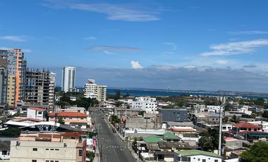 Alquilo lindo departamento en salinas