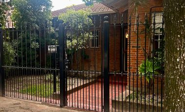 Lindisima Casa con Jardín y Pileta - La Horqueta, San Isidro