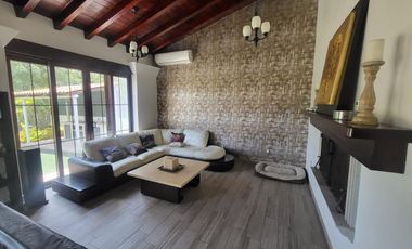 Casa En Venta En Villas Del Meson Juriquilla Con acceso al Campo de Golf