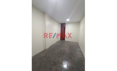Se Vende Casa De 02 Pisos En Calle Las Malvas Ventanilla