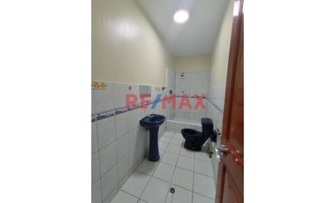 Se Vende Casa De 02 Pisos En Calle Las Malvas Ventanilla