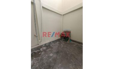 Se Vende Casa De 02 Pisos En Calle Las Malvas Ventanilla