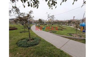 Se Vende Casa De 02 Pisos En Calle Las Malvas Ventanilla