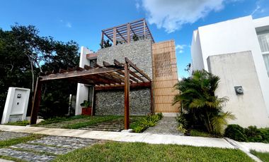 Casa en Venta en Senderos Sur, Playa del Carmen, Quintana Roo BR54