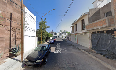 CASA EN VENTA, !! PROPIEDAD DE REMATE YA ADJUDICADA¡¡, E+A RESPALDO INMOBILIARIO-Benito Crespo 102, Fraccionamiento del Lago, 34080 Durango, Dgo.