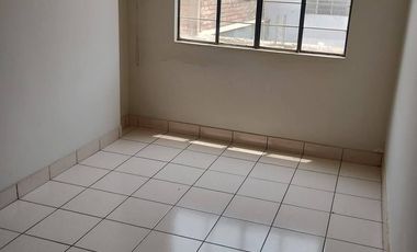 VENTA DE CASA CON 4 DEPARTAMENTOS EN CHOSICA