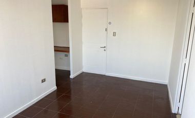 Amplio e iluminado Departamento Se Arrienda, 3 Dormitorios 1 Baño