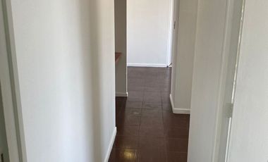 Amplio e iluminado Departamento Se Arrienda, 3 Dormitorios 1 Baño