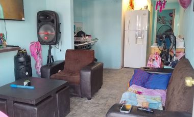 Se Vende Casa con Excedente de Terreno en Los Héroes Tecámac Sección Flores