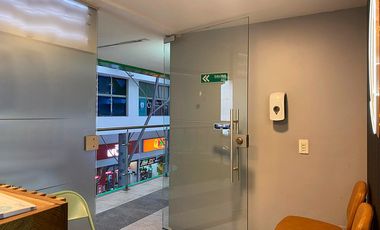 Consultorio o local en venta en el sector Calle Larga, Sabaneta