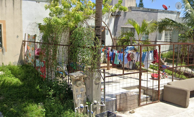 CASA EN CALLE MARGARITAS, MISIÓN DE LAS FLORES, SOLIDARIDAD, QUINTANA ROO ¡NO CRÉDITOS!