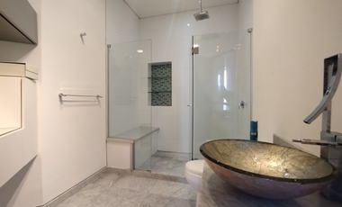 Apartamento amoblado en arriendo en Alto Prado.