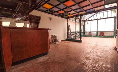 RIO AMAZONAS VENDE AMPLIO PENT HOUSE CON TERRAZA