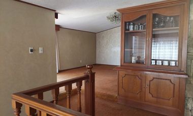 CASA AMPLIA EN VENTA OPORTUNIDAD DE INVERSIÓN