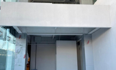 Renta de Local Comercial en Hidalgo Pte. cerca de la alameda