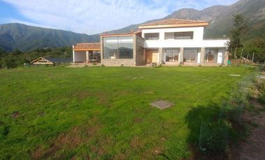 PARCELA CON CASA VISTA HERMOSA EN CONDOMINIO LA AURORA