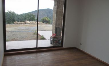 PARCELA CON CASA VISTA HERMOSA EN CONDOMINIO LA AURORA