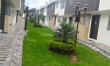 ARRIENDO CASA EN TUMBACO -  CONJUNTO SAMANA