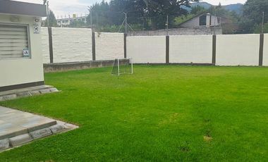 ARRIENDO CASA EN TUMBACO -  CONJUNTO SAMANA