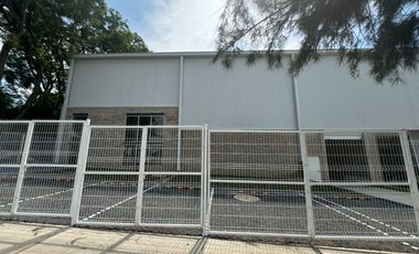 BODEGA EN RENTA CON ANDEN EN SAN PEDRO TLAQUEPAQUE
