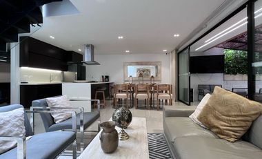 Casa AMOBLADA en arriendo en Alto de Palmas, Envigado