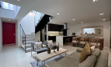 Casa AMOBLADA en arriendo en Alto de Palmas, Envigado