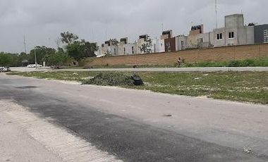 EXCELENTE CASA CON GRAN UBICACION Y GRAN PLUSVALIA AL ADQUIRIRLA MEDIANTE REMATE BANCARIO APROVECHA!!!