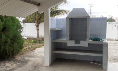 En Alquiler Casa de 3 Dormitorios Con Anexo Independiente En Lote de 1.418 metros por año corrido