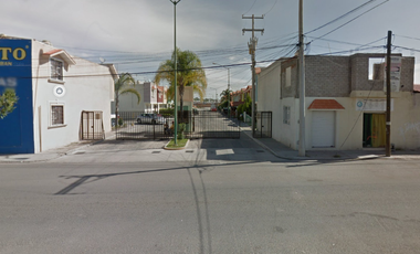Cto. Panamá, Privada Panama, 36360 San Francisco del Rincón, Gto., México-Casa en Remate-(65% Debajo De Su Valor Comercial, Solo Recursos Propios-SK10