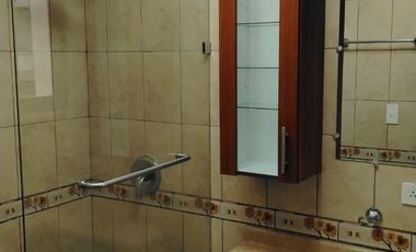 HERMOSA Y COMODA CASA DE TRES HABITACIONES