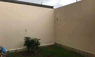 HERMOSA Y COMODA CASA DE TRES HABITACIONES