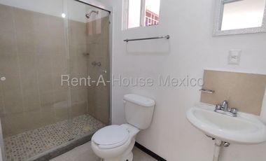 Departamento de 2 recámaras. RENTA - Villas del Refugio