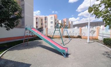 Departamento de 2 recámaras. RENTA - Villas del Refugio