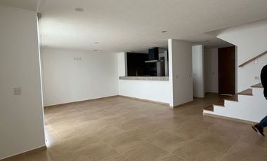 CASA EN RENTA EN CONDOMINIO, JURICA, QUERÉTARO, ATRÁS DE ANTEA