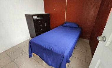 Propiedad con 2 Departamentos y 4 Locales Comerciales a Una Cuadra del CUCEI
